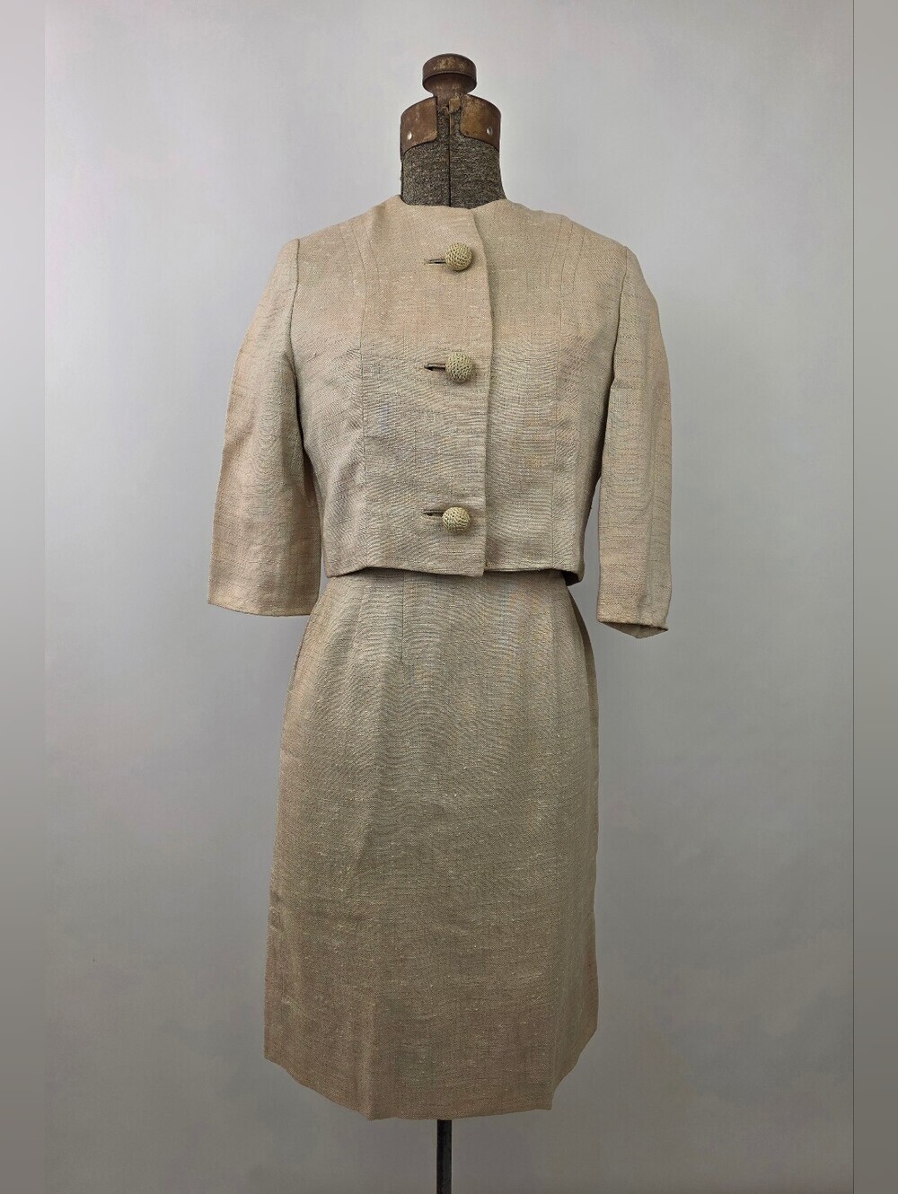 Vintage 1960's Women's Beige Rayon 2-Piece Wiggle Dress & Jacket Suit Set XS